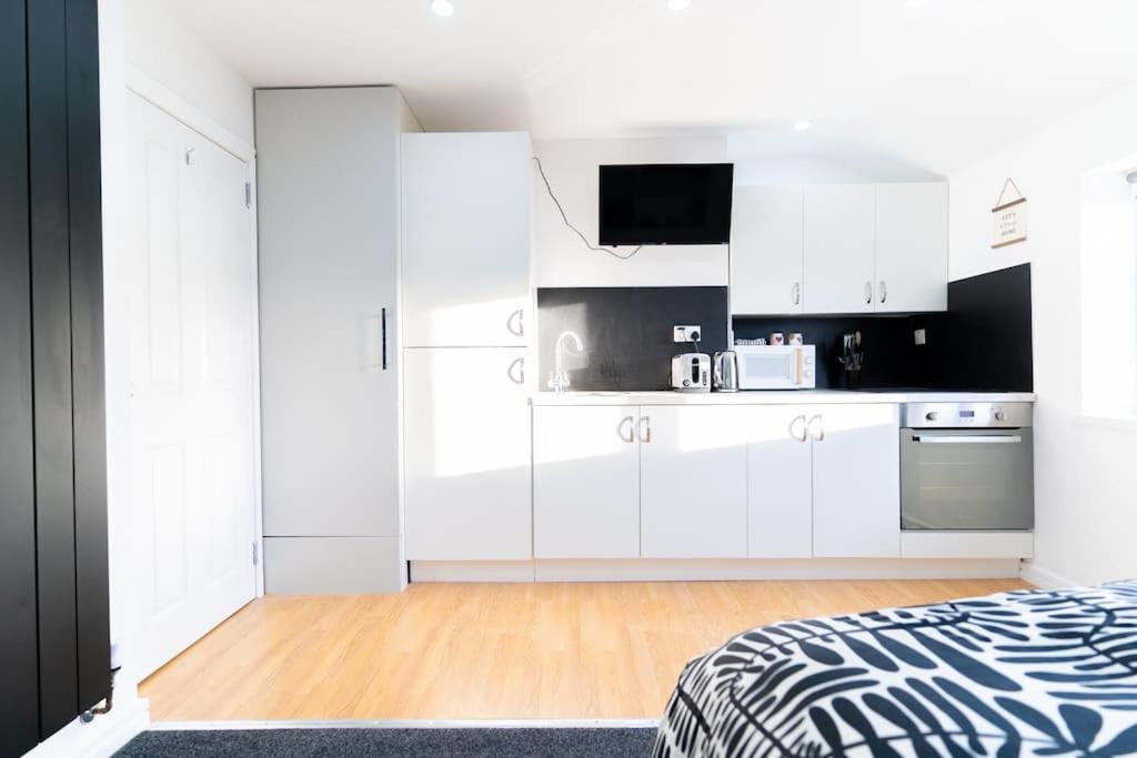 Stylish Studio In Moseley Village Бирмингам Екстериор снимка