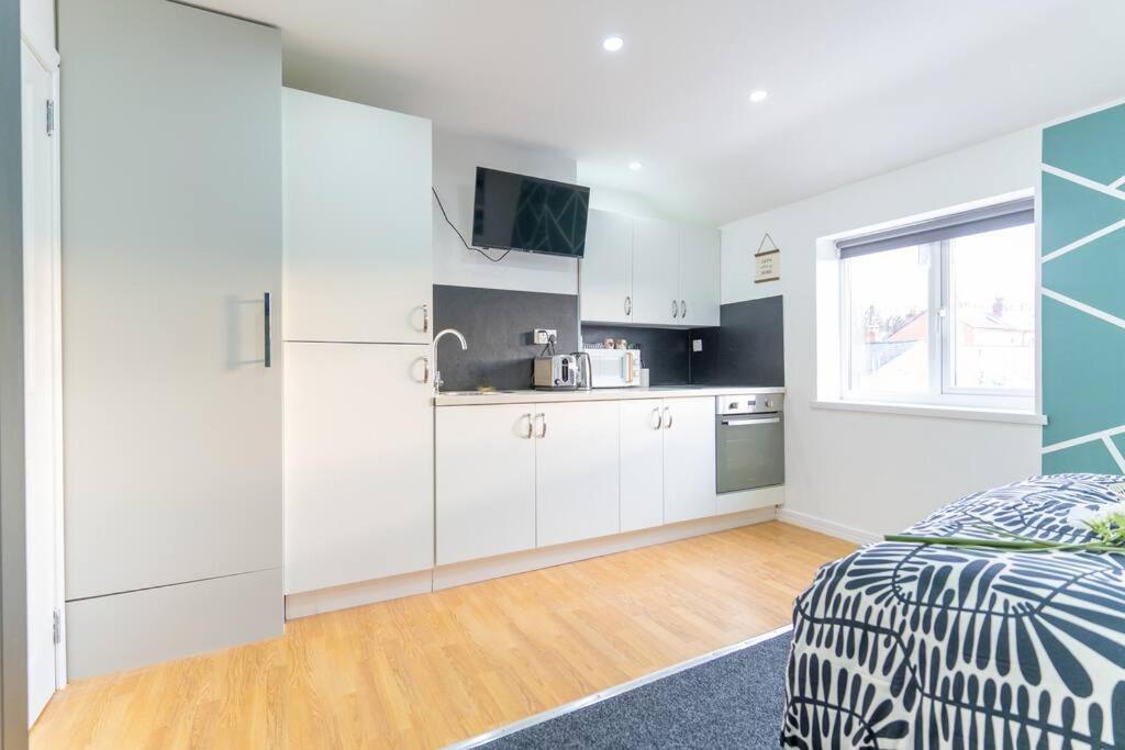 Stylish Studio In Moseley Village Бирмингам Екстериор снимка
